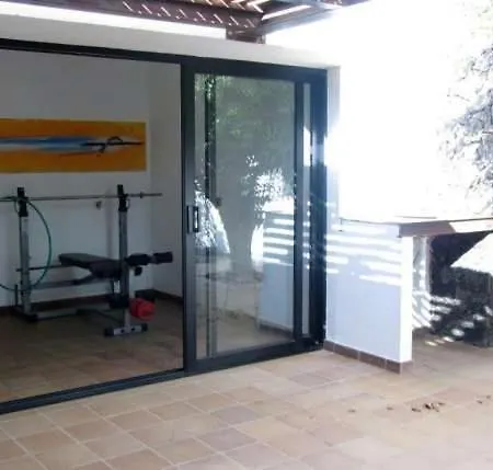 Sleeps 6 Pool Wifi